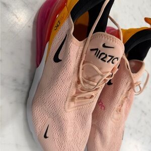 Nike Air 270 Women's Pink and Orange Sneakers